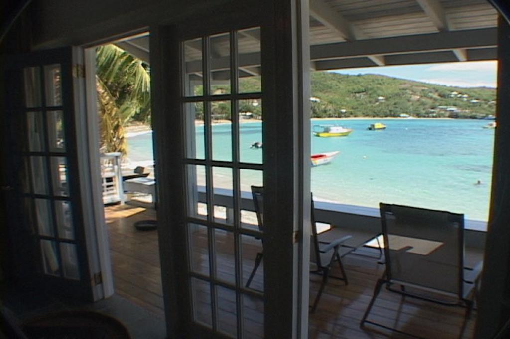 Bequia Beachfront Villa Hotel Friendship Luaran gambar